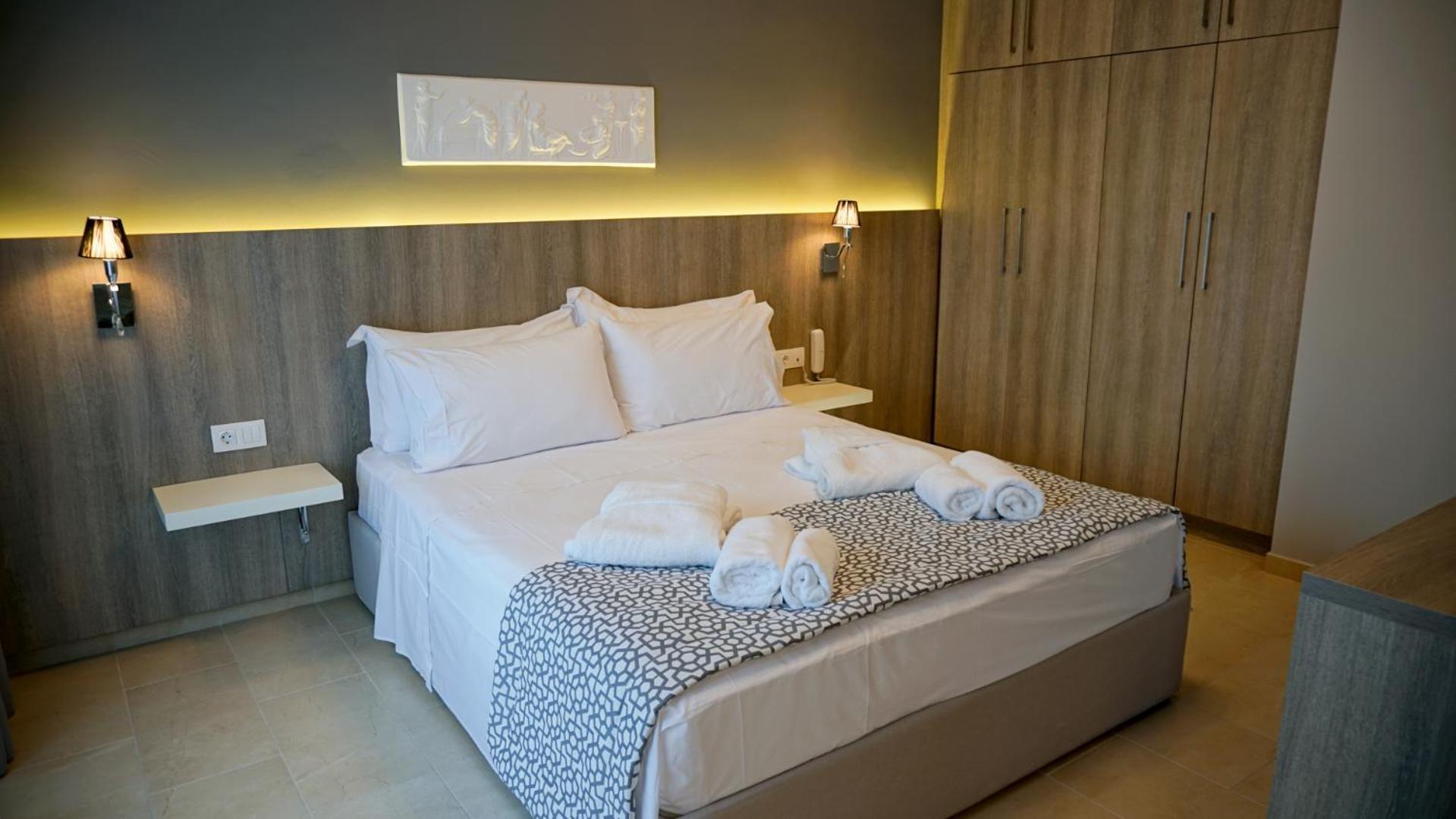 Agnes Deluxe Hotel Pefkochori Room photo